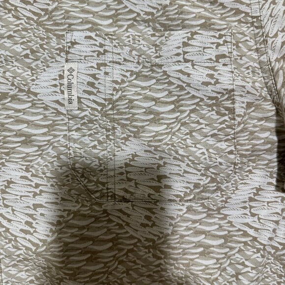 Columbia XCO Mens Size XL Tan Fish Print Button Down Short Sleeve Shirt - Picture 9 of 11